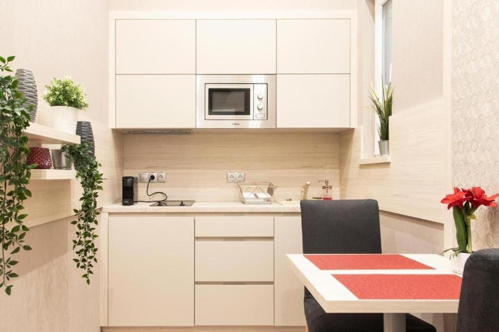 Budapest Revay Apartments Екстериор снимка